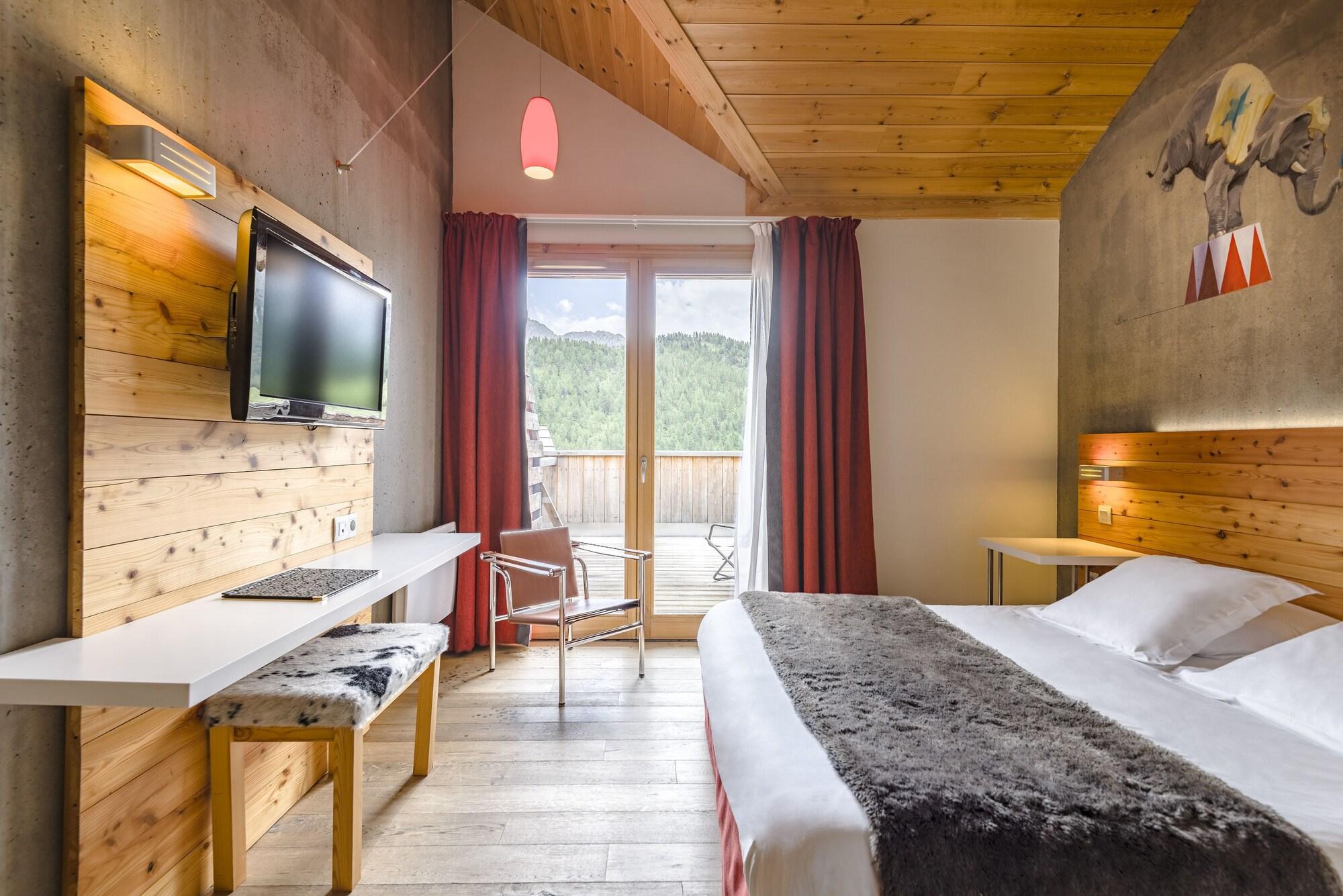 Anova Hotel & Spa Montgenevre Ngoại thất bức ảnh